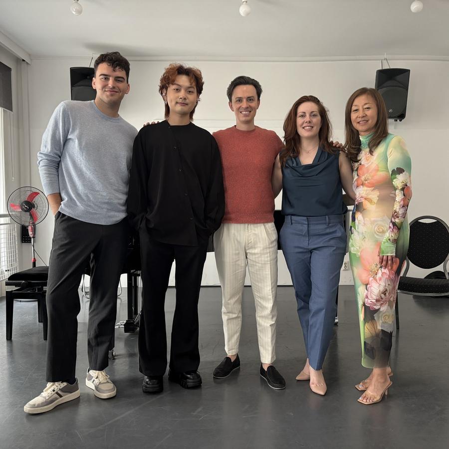 We had a wonderful Masterclass today with the talented Ray Chenez, from the festival's Instagram