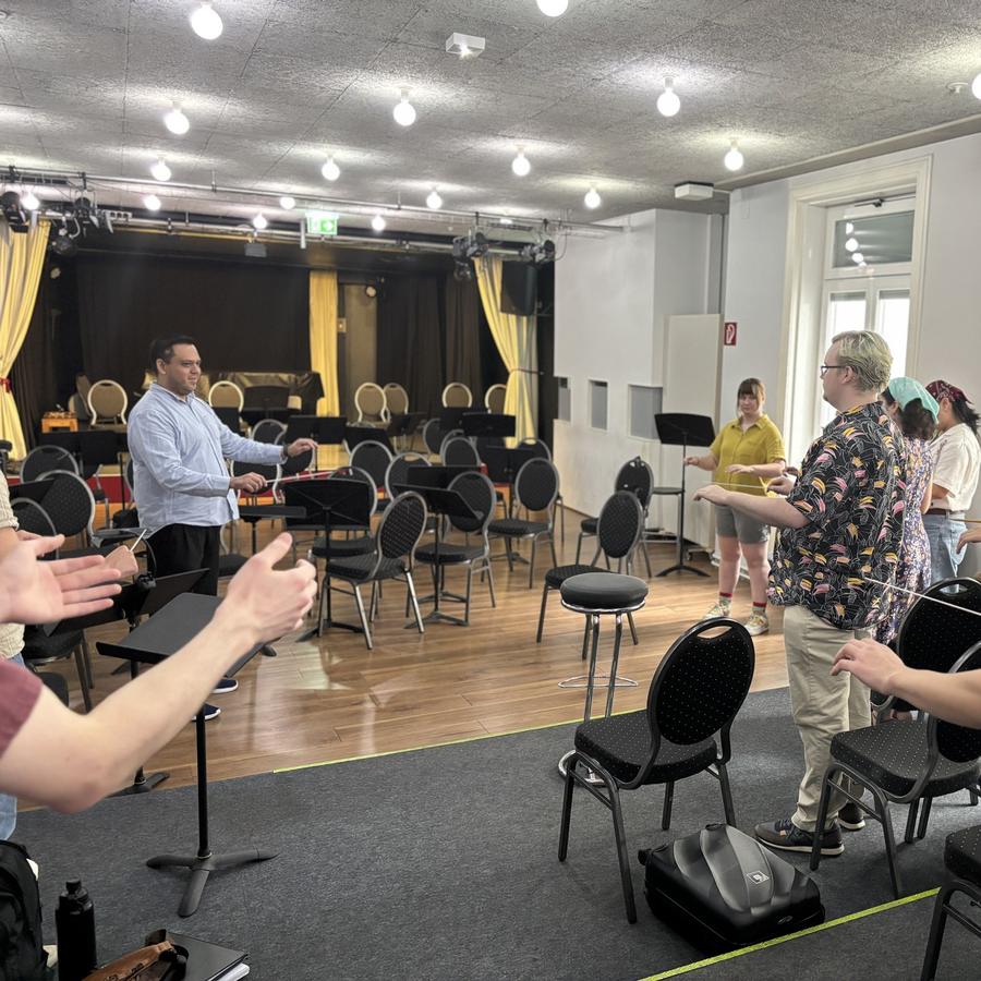Thank you Carlos Fernandez for leading some of our Orchestra members in Conducting lesson, from the festival's Instagram