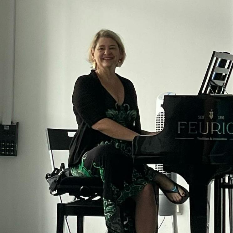 Thank you Alison Trainer for coming and working with our students, from the festival's Instagram
