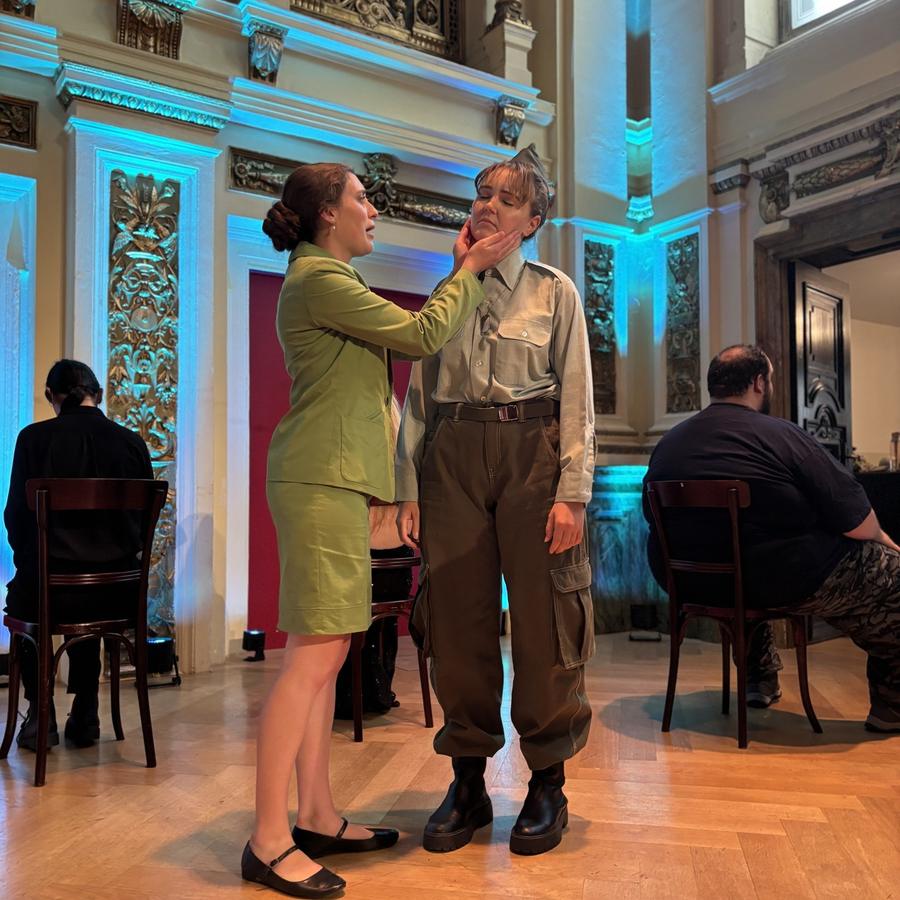 Congratulations to our first cast of Giulio Cesare on a wonderful performance, photo 3 of 8, from the festival's Instagram