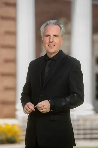 Portrait of Gregory Wolynec